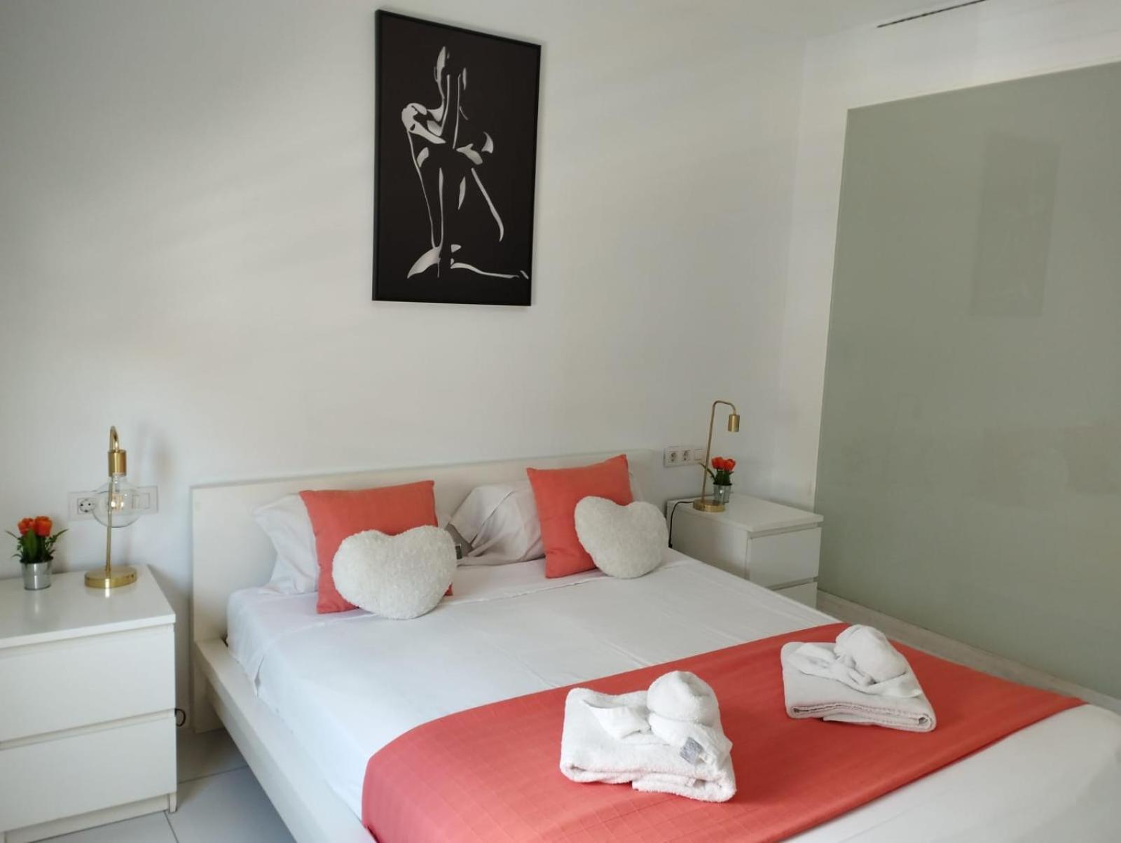 The Loft Ibiza Hotel Екстериор снимка