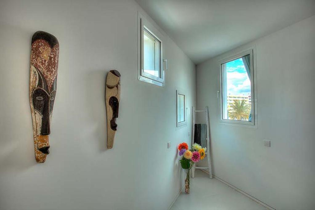 The Loft Ibiza Hotel Екстериор снимка